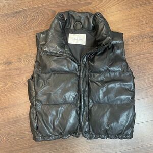 Wilfred Free vest